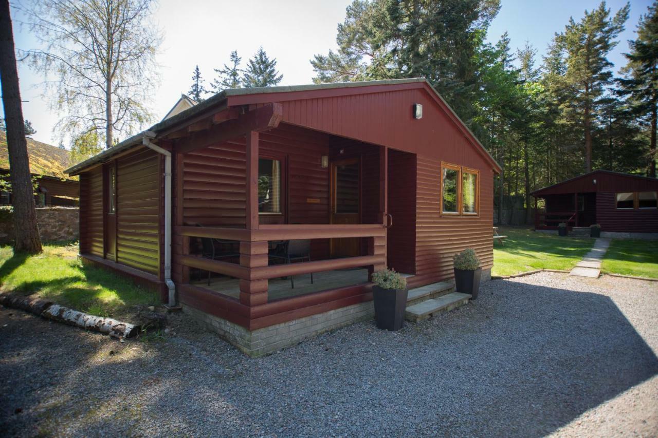 Invercauld Lodges Баллатер Экстерьер фото