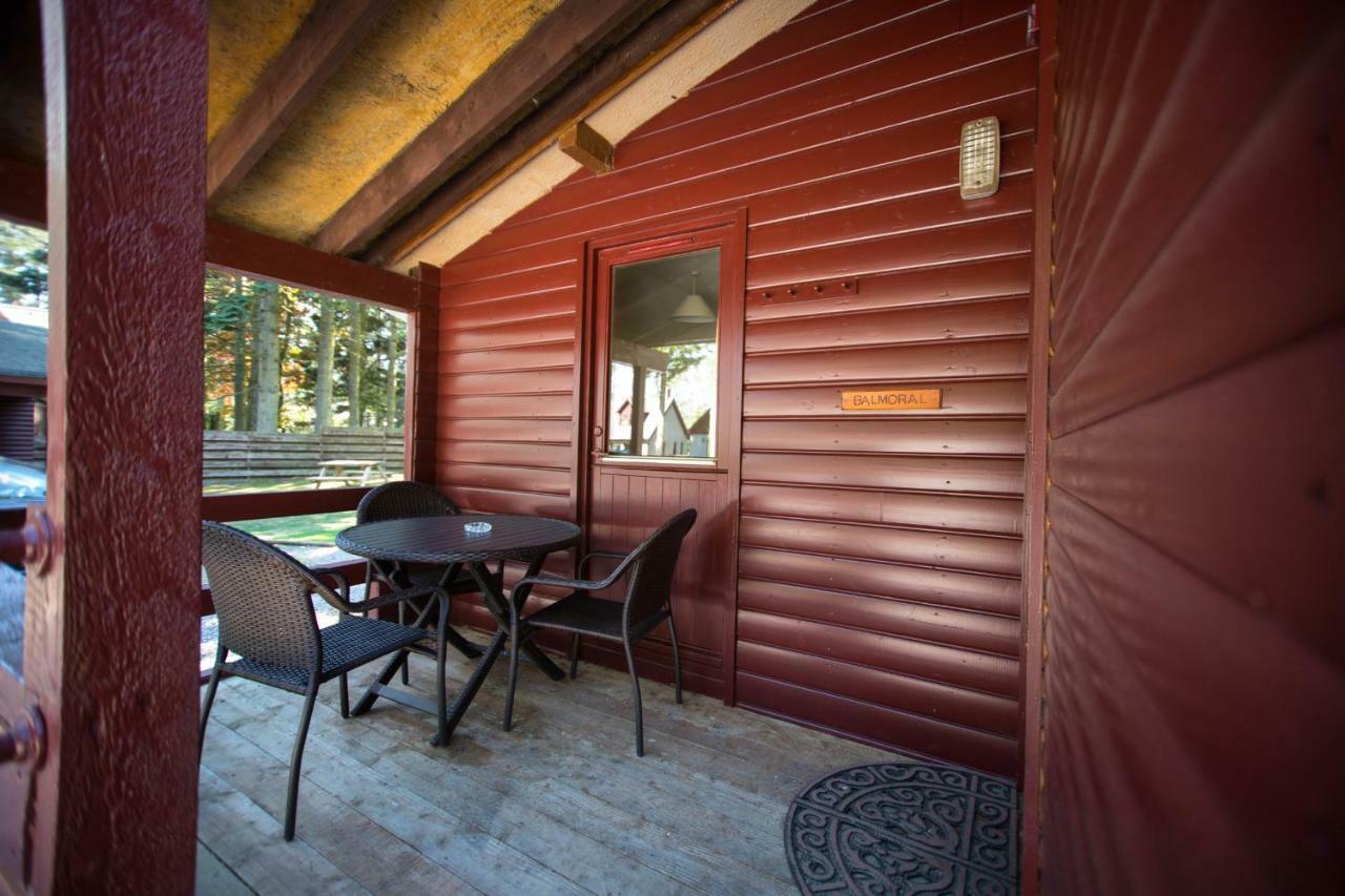 Invercauld Lodges Баллатер Экстерьер фото